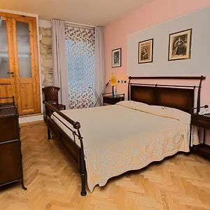 Pensjonat Maison Savoia **